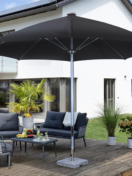 Hochwertige Seilzugschirme für jede Situation und jede Außenanlage.